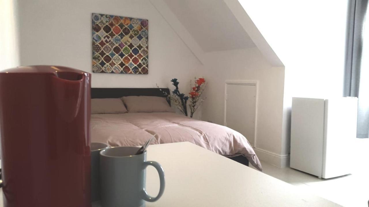 Palace Surf Lodge Newquay  Bagian luar foto