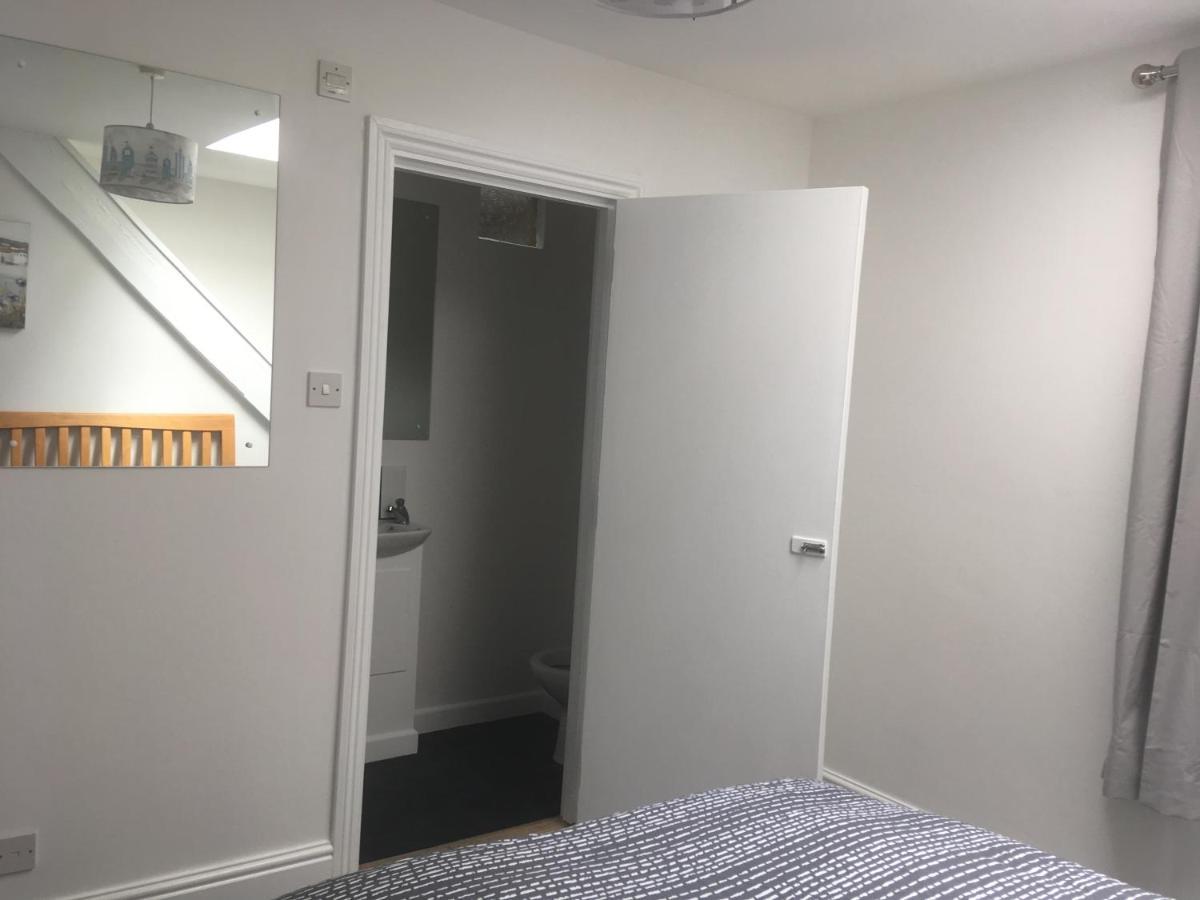 Palace Surf Lodge Newquay  Bagian luar foto