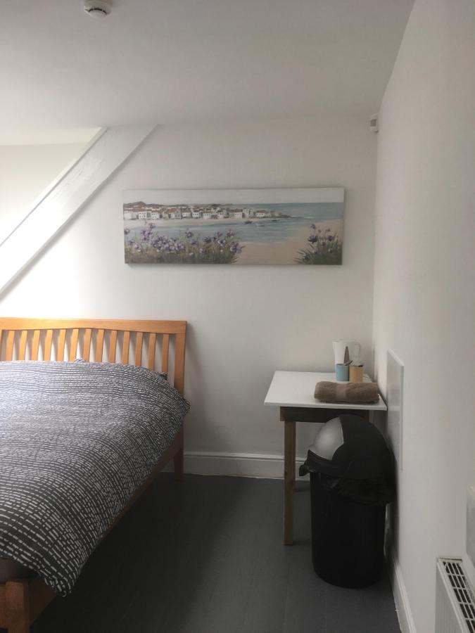 Palace Surf Lodge Newquay  Bagian luar foto
