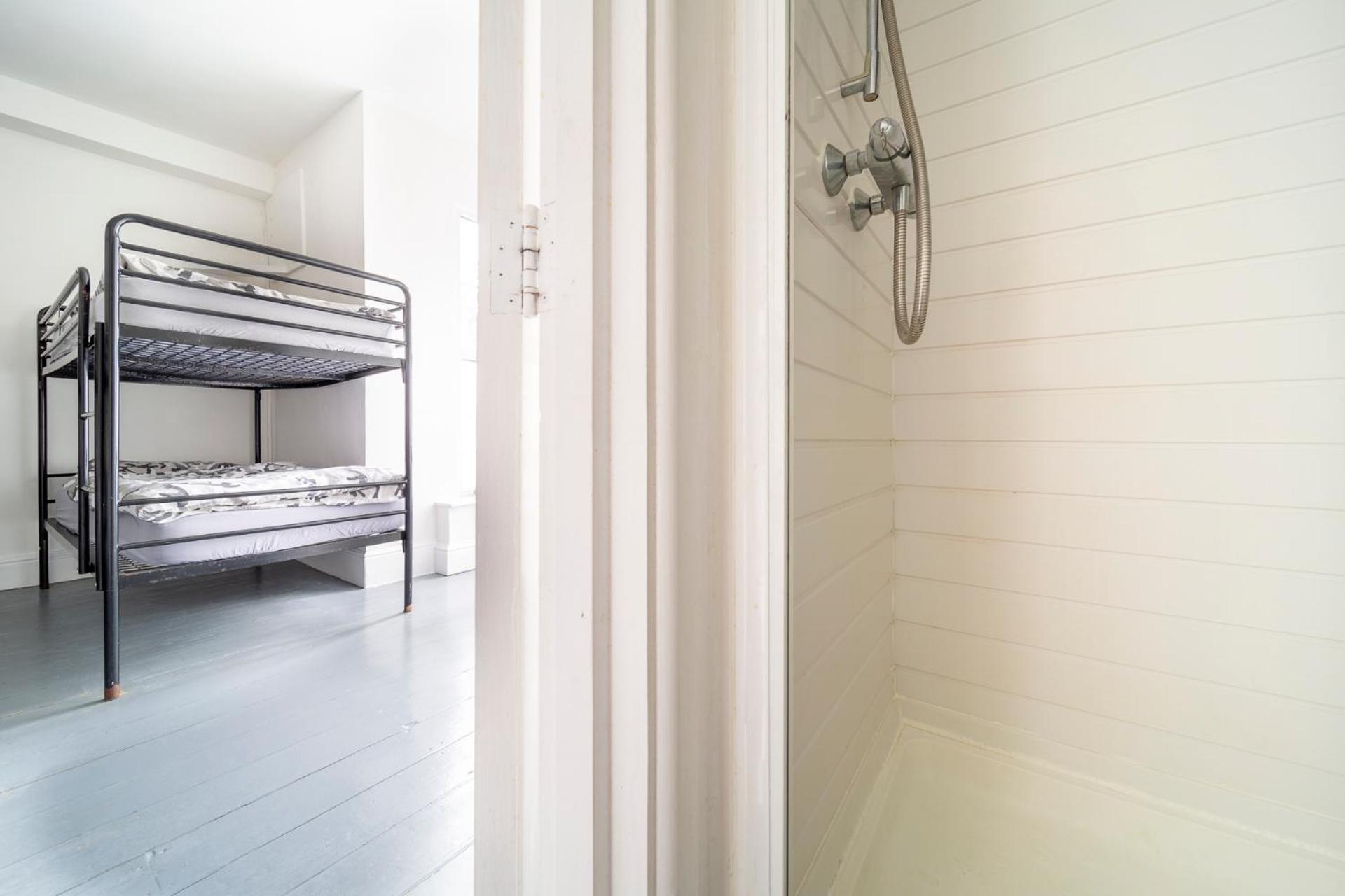 Palace Surf Lodge Newquay  Bagian luar foto