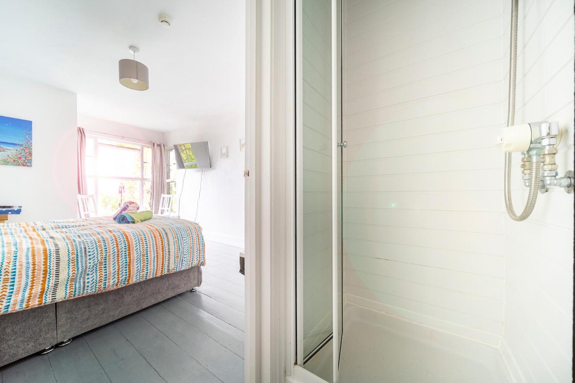 Palace Surf Lodge Newquay  Bagian luar foto